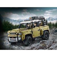 Конструктор LEGO Technic 42110 Land Rover Defender - Превью изображения №21 — Интернет-магазин ПроЗаказ
