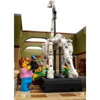 Конструктор LEGO Icons 10326 Музей естественной истории - Превью изображения №5 — Интернет-магазин ПроЗаказ